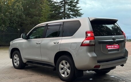 Toyota Land Cruiser Prado 150 рестайлинг 2, 2014 год, 3 300 000 рублей, 6 фотография
