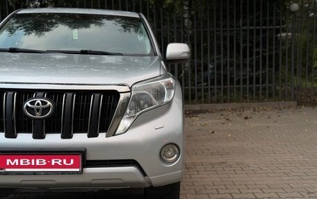 Toyota Land Cruiser Prado 150 рестайлинг 2, 2014 год, 3 300 000 рублей, 4 фотография