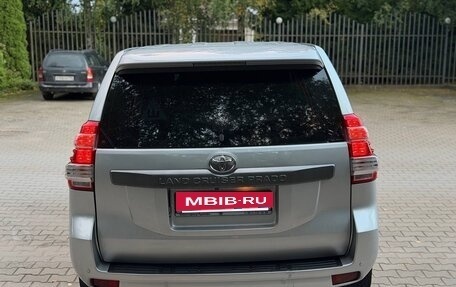 Toyota Land Cruiser Prado 150 рестайлинг 2, 2014 год, 3 300 000 рублей, 9 фотография