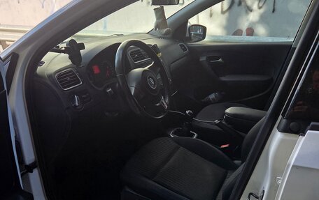 Volkswagen Polo VI (EU Market), 2013 год, 550 000 рублей, 7 фотография
