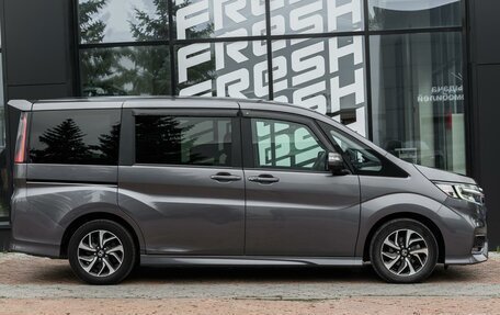 Honda Stepwgn IV, 2021 год, 2 939 000 рублей, 5 фотография