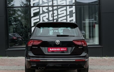 Volkswagen Tiguan II, 2020 год, 4 299 000 рублей, 4 фотография