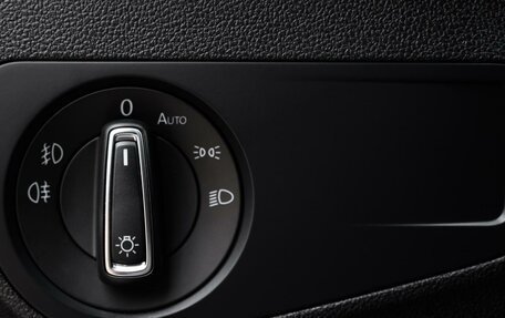 Volkswagen Tiguan II, 2020 год, 4 299 000 рублей, 27 фотография