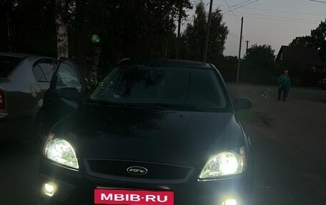Ford Focus II рестайлинг, 2005 год, 315 000 рублей, 3 фотография