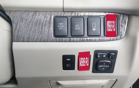 Toyota Estima III рестайлинг -2, 2013 год, 1 450 000 рублей, 7 фотография