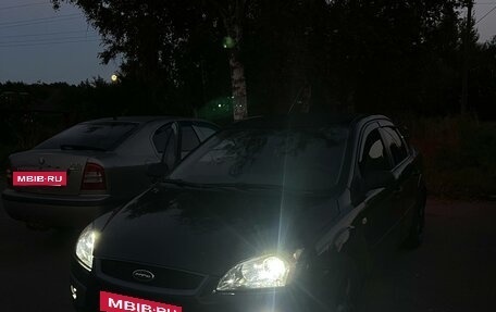 Ford Focus II рестайлинг, 2005 год, 315 000 рублей, 2 фотография