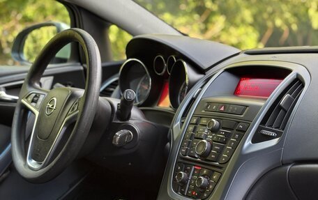 Opel Astra J, 2011 год, 499 000 рублей, 13 фотография