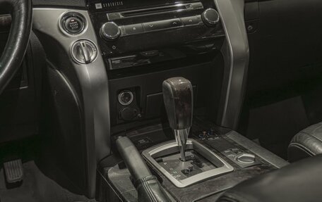 Toyota Land Cruiser 200, 2012 год, 3 350 000 рублей, 13 фотография