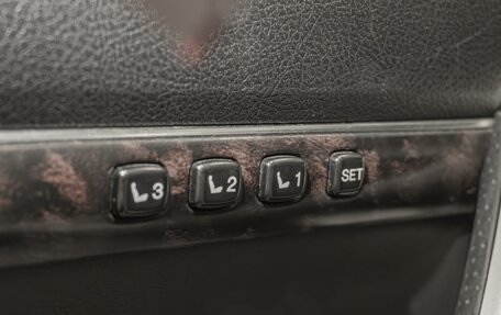 Toyota Land Cruiser 200, 2012 год, 3 350 000 рублей, 19 фотография