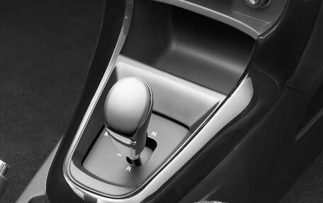 Brilliance H230, 2015 год, 1 050 000 рублей, 5 фотография