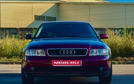Audi A4, 1999 год, 599 999 рублей, 8 фотография