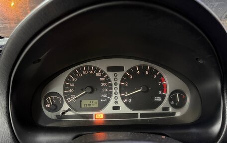 Mitsubishi Carisma I, 2003 год, 200 000 рублей, 13 фотография