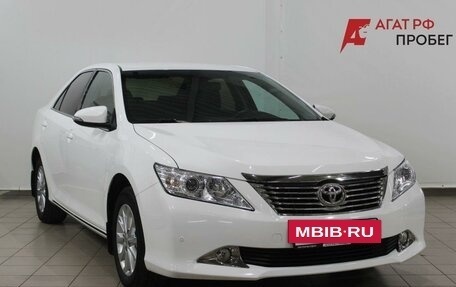 Toyota Camry, 2014 год, 2 100 000 рублей, 3 фотография