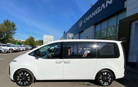 Hyundai Staria, 2025 год, 10 160 000 рублей, 2 фотография