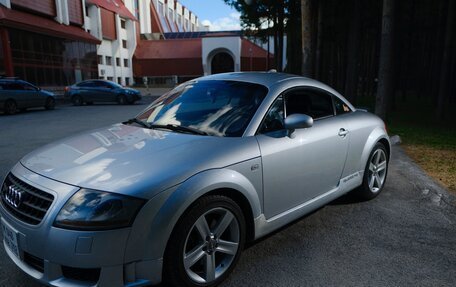Audi TT, 2000 год, 725 000 рублей, 22 фотография