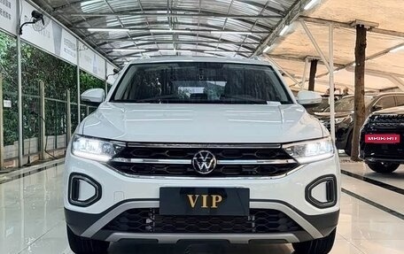 Volkswagen T-Roc I, 2023 год, 1 150 333 рублей, 2 фотография