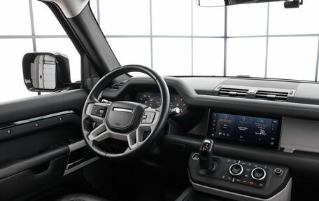 Land Rover Defender II, 2021 год, 8 990 000 рублей, 7 фотография