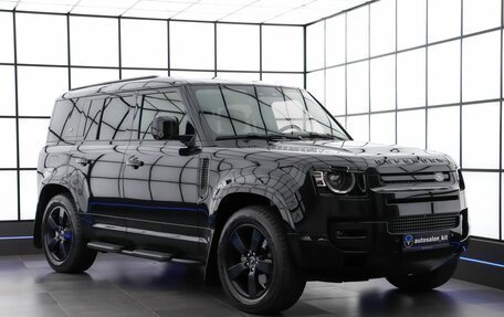 Land Rover Defender II, 2021 год, 8 990 000 рублей, 3 фотография