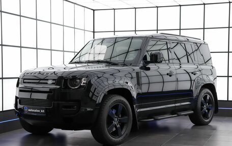 Land Rover Defender II, 2021 год, 8 990 000 рублей, 1 фотография