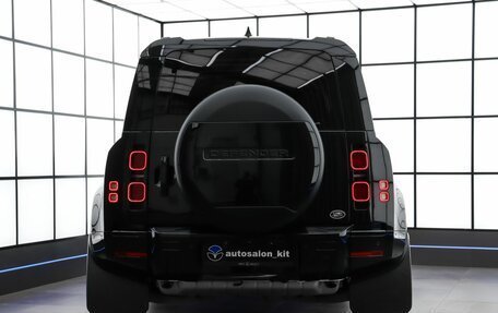Land Rover Defender II, 2021 год, 8 990 000 рублей, 5 фотография