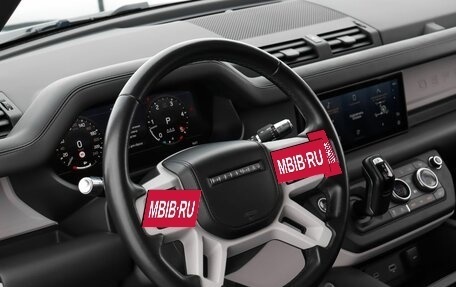 Land Rover Defender II, 2021 год, 8 990 000 рублей, 11 фотография