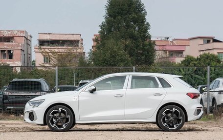 Audi A3, 2023 год, 2 350 000 рублей, 5 фотография