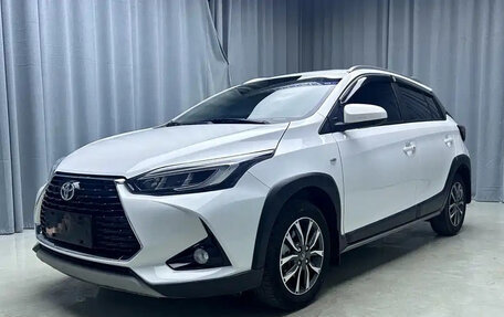 Toyota Yaris XP150 рестайлинг, 2022 год, 1 080 069 рублей, 1 фотография
