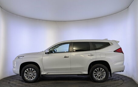 Mitsubishi Pajero Sport III рестайлинг, 2020 год, 3 700 000 рублей, 8 фотография