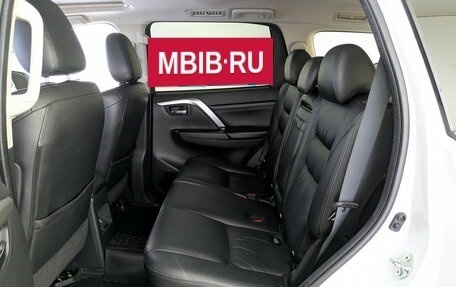 Mitsubishi Pajero Sport III рестайлинг, 2020 год, 3 700 000 рублей, 16 фотография