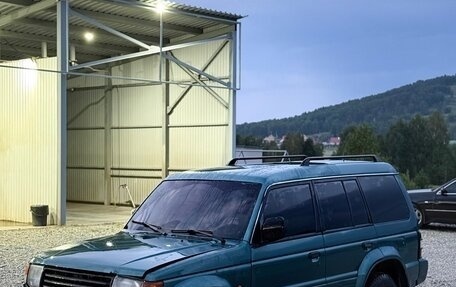 Mitsubishi Pajero III рестайлинг, 1994 год, 200 000 рублей, 2 фотография