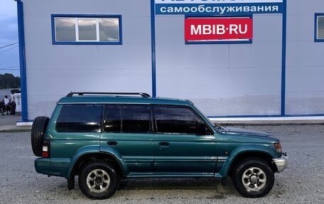 Mitsubishi Pajero III рестайлинг, 1994 год, 200 000 рублей, 7 фотография