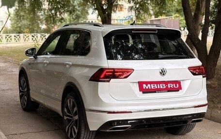 Volkswagen Tiguan II, 2019 год, 3 400 000 рублей, 4 фотография