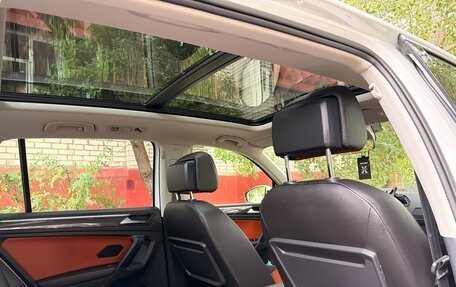 Volkswagen Tiguan II, 2019 год, 3 400 000 рублей, 14 фотография