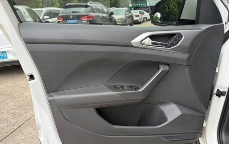 Volkswagen T-Cross I, 2022 год, 1 450 000 рублей, 14 фотография