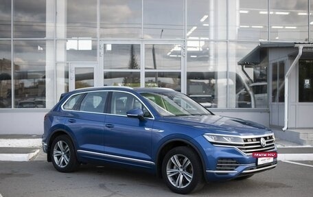 Volkswagen Touareg III, 2019 год, 3 900 000 рублей, 5 фотография