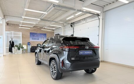 Toyota Yaris Cross, 2022 год, 2 199 900 рублей, 4 фотография