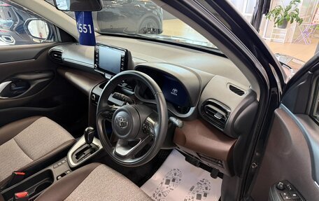 Toyota Yaris Cross, 2022 год, 2 199 900 рублей, 10 фотография