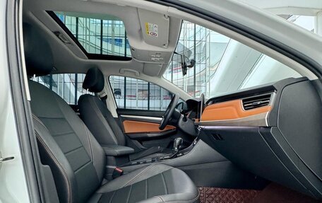 Volkswagen Bora, 2023 год, 1 160 000 рублей, 11 фотография
