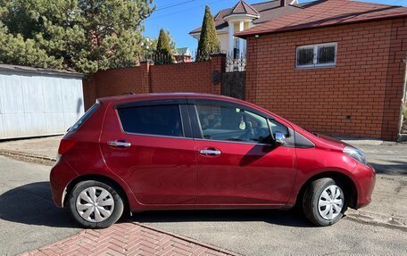 Toyota Vitz, 2015 год, 939 000 рублей, 9 фотография