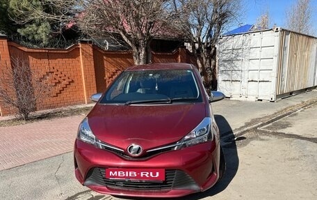 Toyota Vitz, 2015 год, 939 000 рублей, 5 фотография