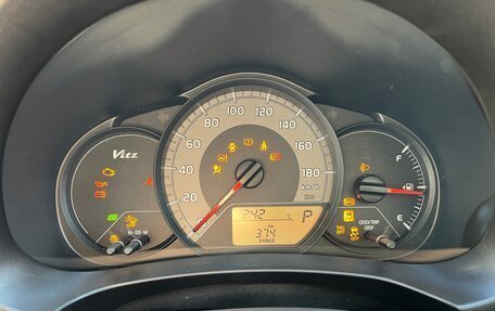 Toyota Vitz, 2015 год, 939 000 рублей, 29 фотография