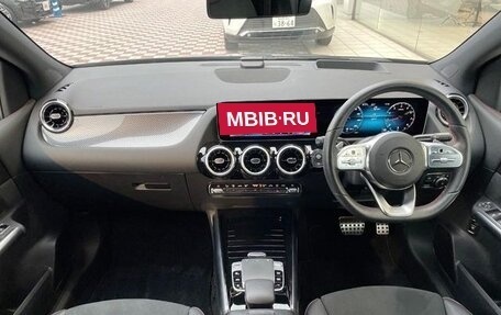 Mercedes-Benz B-Класс, 2020 год, 1 356 000 рублей, 2 фотография