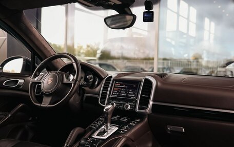 Porsche Cayenne III, 2012 год, 2 940 000 рублей, 10 фотография