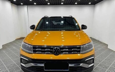 Volkswagen T-Cross I, 2022 год, 1 710 010 рублей, 3 фотография
