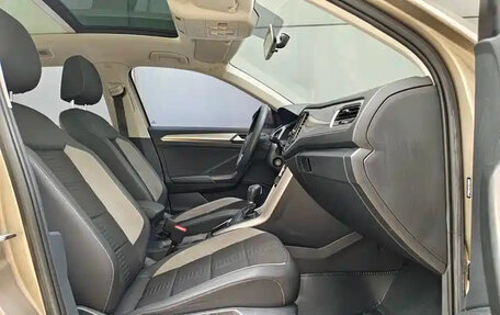 Volkswagen T-Roc I, 2021 год, 1 290 222 рублей, 13 фотография