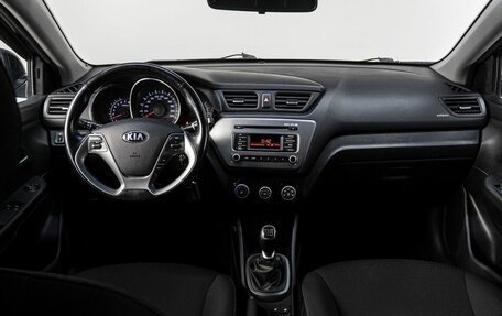 KIA Rio III рестайлинг, 2016 год, 950 000 рублей, 17 фотография