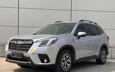 Subaru Forester, 2022 год, 2 240 000 рублей, 2 фотография