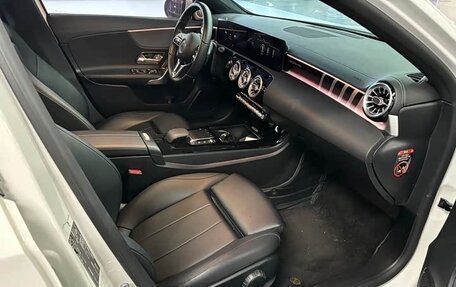 Mercedes-Benz A-Класс, 2023 год, 1 560 333 рублей, 8 фотография