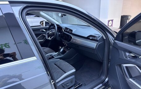 Audi Q3, 2023 год, 2 623 690 рублей, 10 фотография