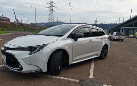 Toyota Corolla, 2021 год, 1 910 000 рублей, 3 фотография
